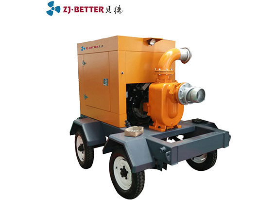 High suction self-priming trailer mounted pump